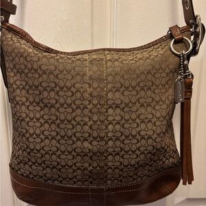 Coach VINTAGE F066-F10417 Signature Mini C Tan Canvas/Leather Shoulderbah VGUC